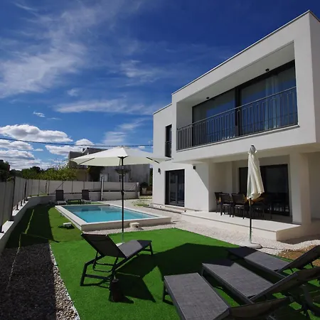 Villa Periska