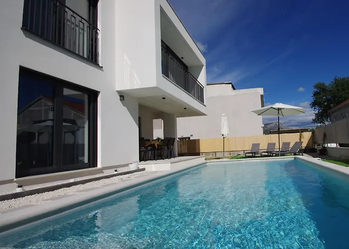 Periska Villa Kaštela